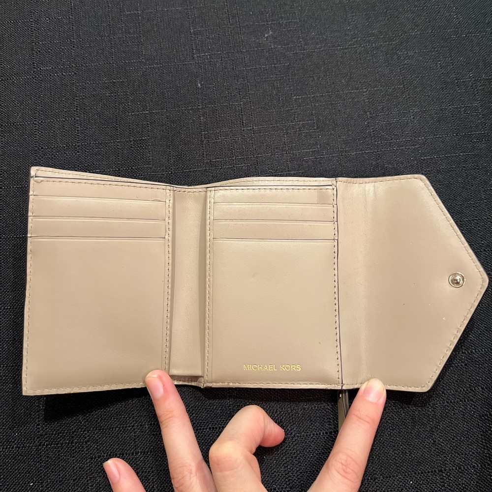 Michael Kors Tan Women's Wallet - Picture 5 of 9